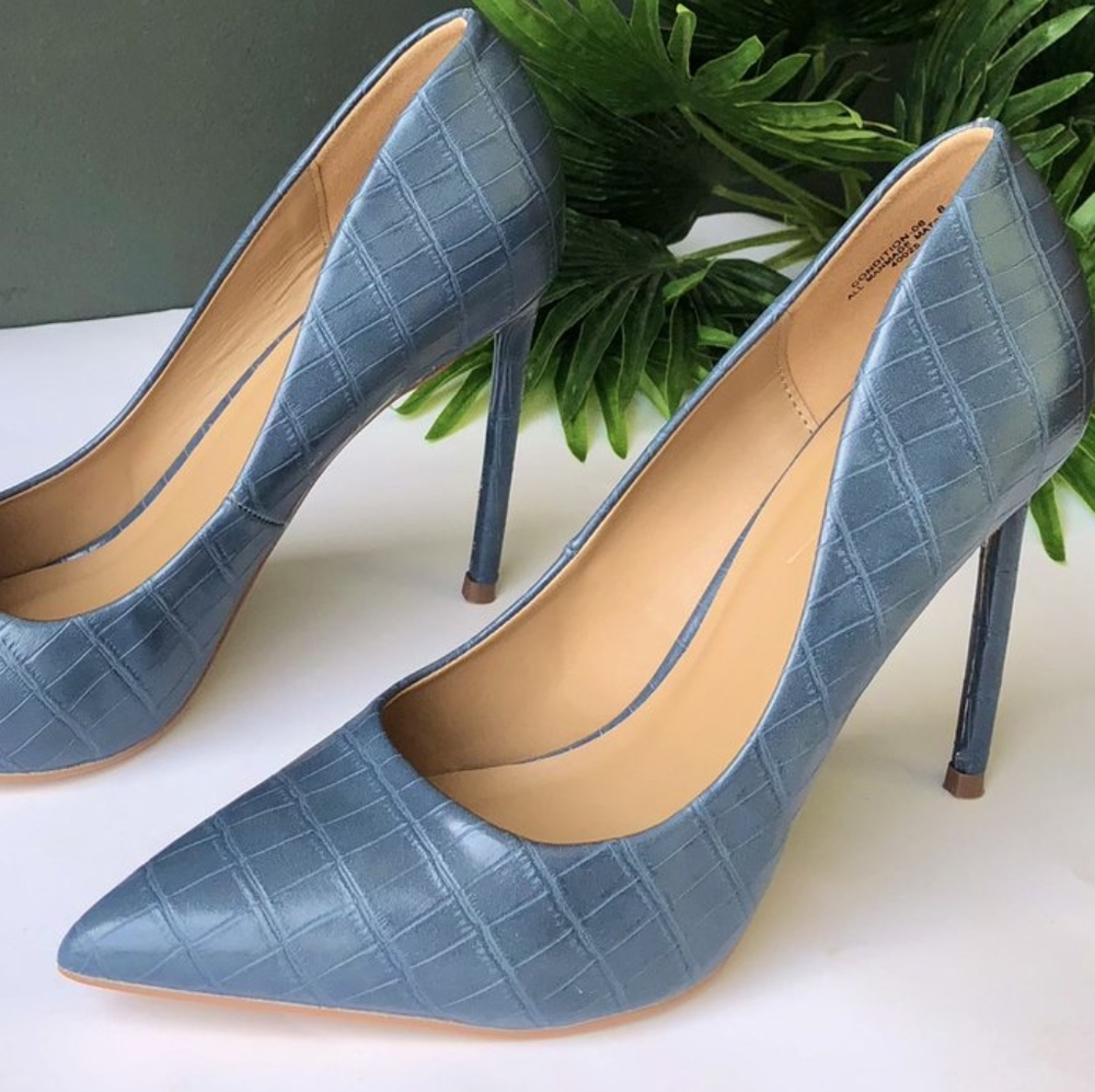 Blue print pumps